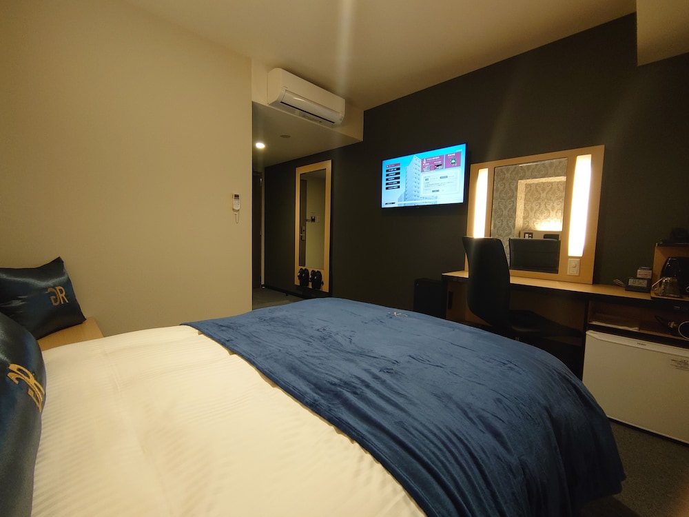 Premium Single Room, Non Smoking - Photo 3