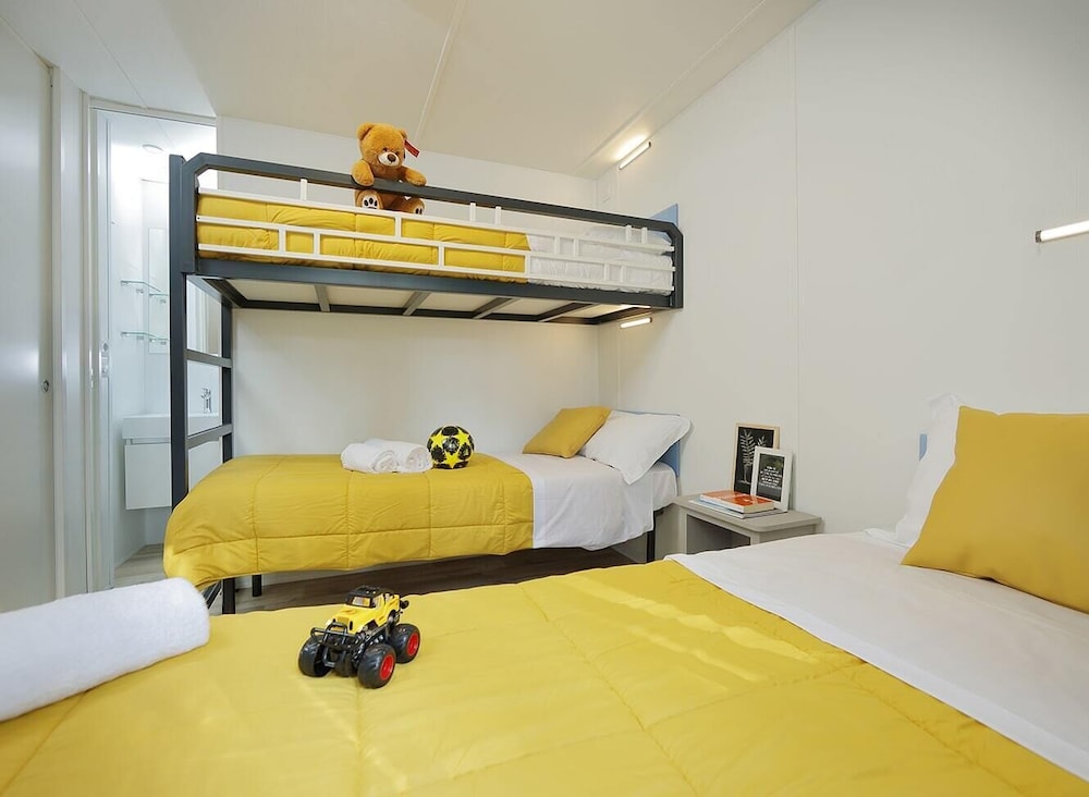 Superior Chalet, 2 Bedrooms photo 2
