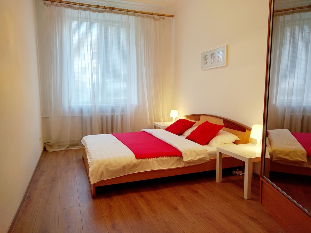 Apartment, 1 Bedroom (44, Prospekt Nezavisimosti) photo 3