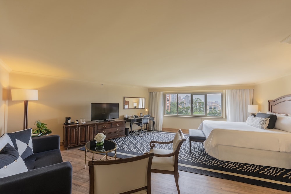 Junior Suite, 1 King Bed with Sofa bed photo 1