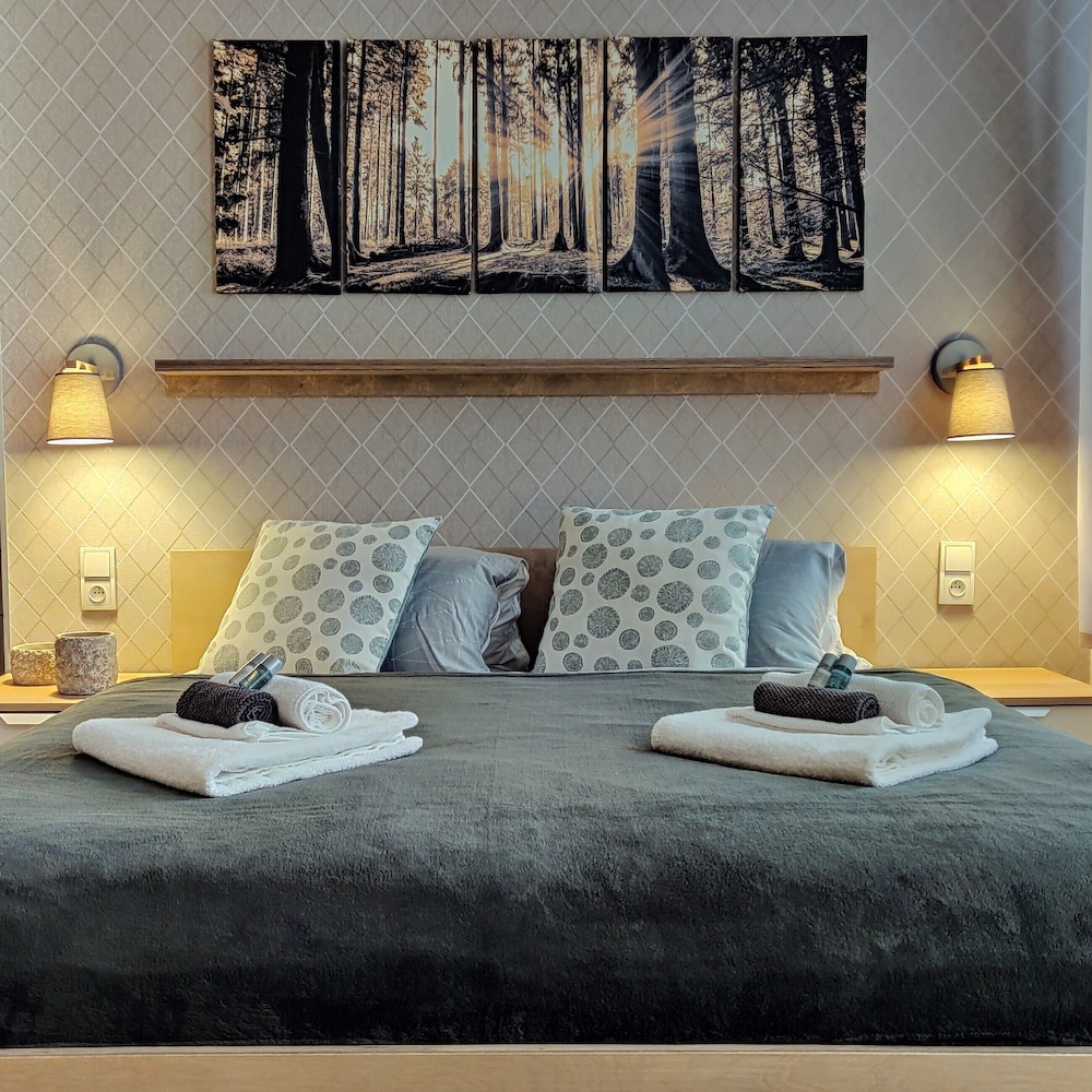 Comfort Room, Multiple Beds