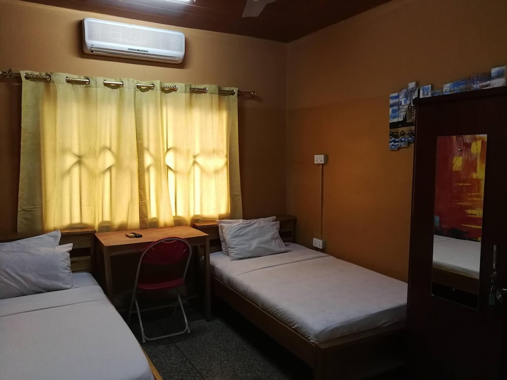 Basic Double or Twin Room photo 1