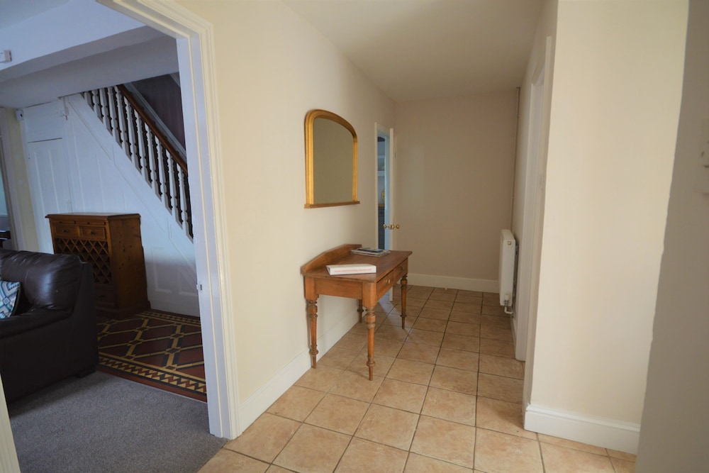 Cottage photo 1