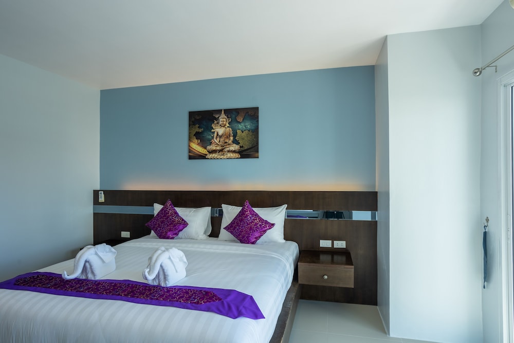 City Room, 1 King Bed, Non Smoking, City View - Photo 4
