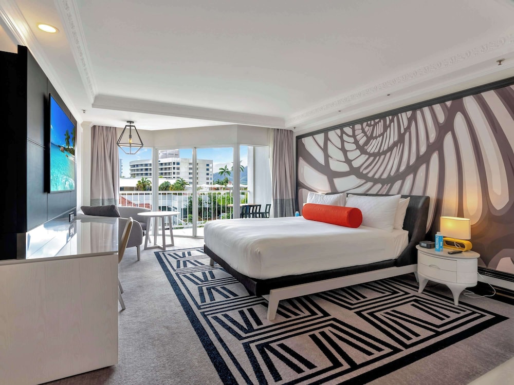Rejuvenated Deluxe Room, Harbour View