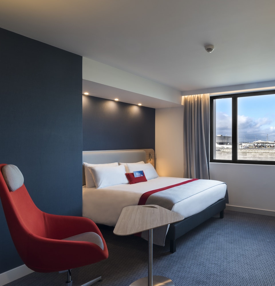 Standard Room (Free Breakfast) thumbnail 6