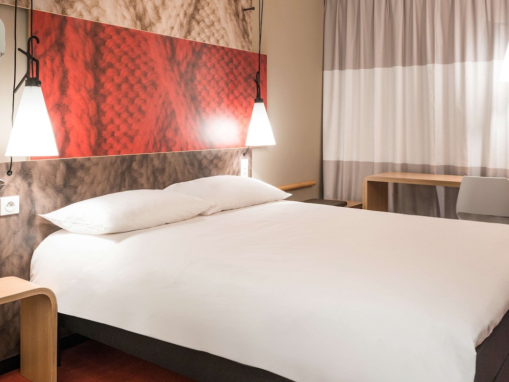 Standard Double Room, 1 Double Bed thumbnail 5