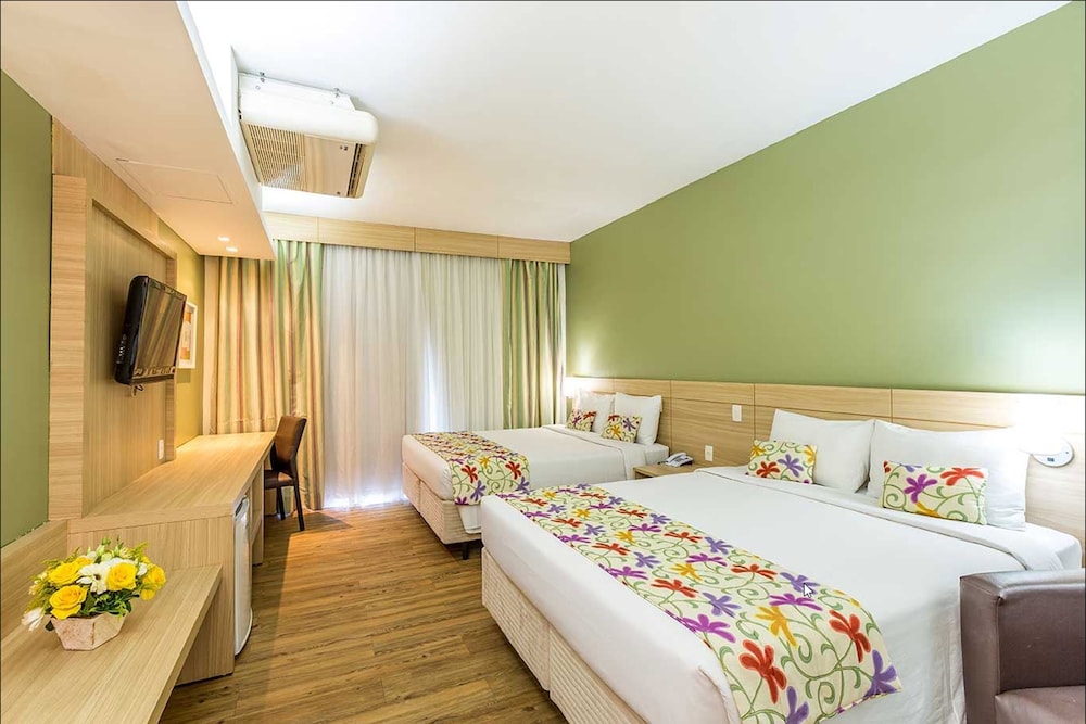 Superior Room, 2 Queen Beds photo 3