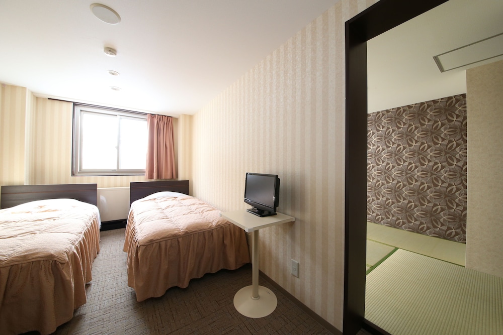 Japanese-Western Style Room (with Toilet) Non-smoking photo 1
