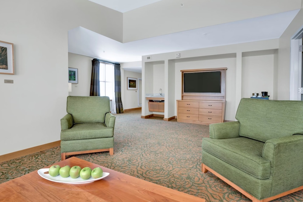 Suite, 2 Queen Beds, Accessible photo 2