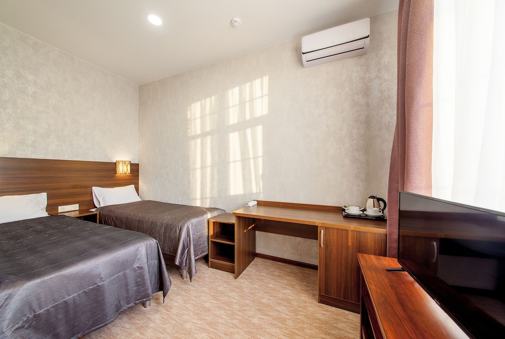 Standard Double or Twin Room photo 1