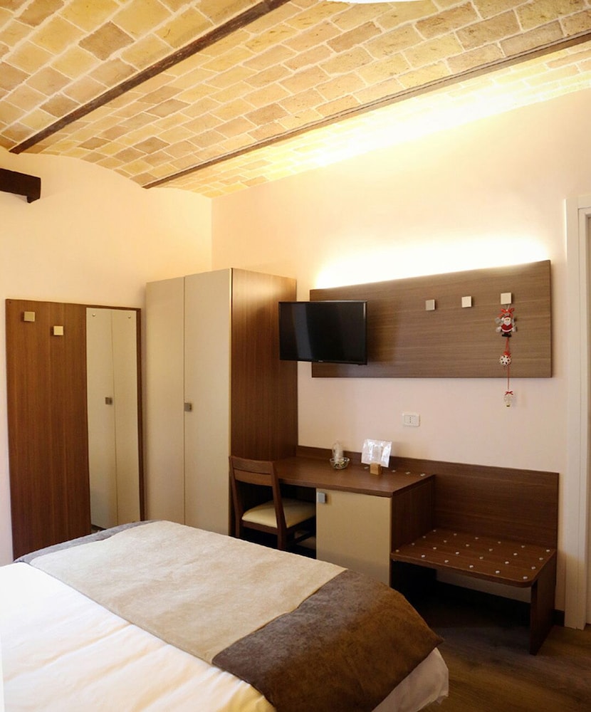 Double Room, Multiple Beds, Private Bathroom (n°5) photo 1
