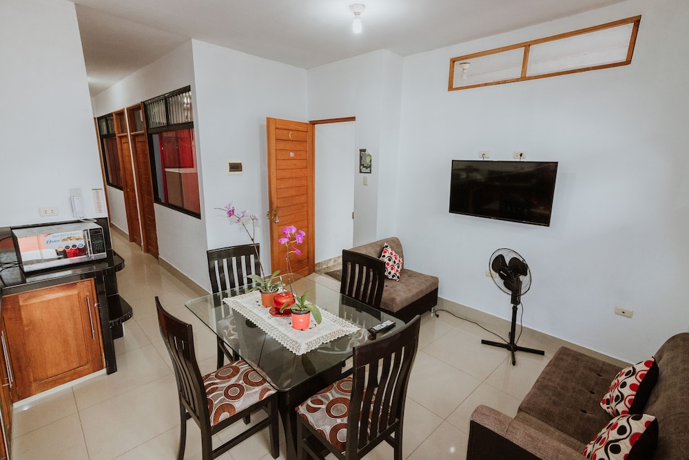 Family Apartment, 2 Bedrooms, Private Bathroom photo 2