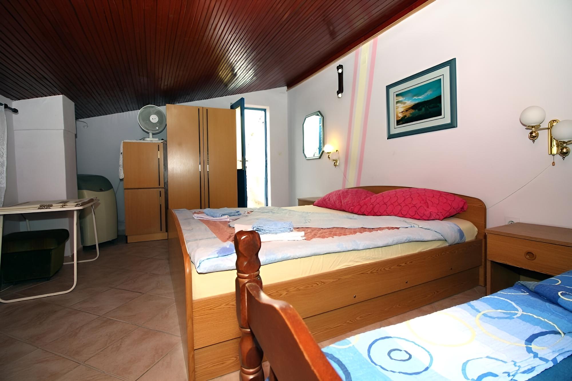 House (Ante - spacious & close to the sea - ) photo 2