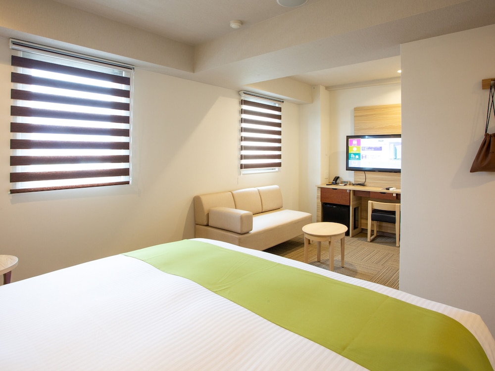 Double Room, Non Smoking - Photo 3