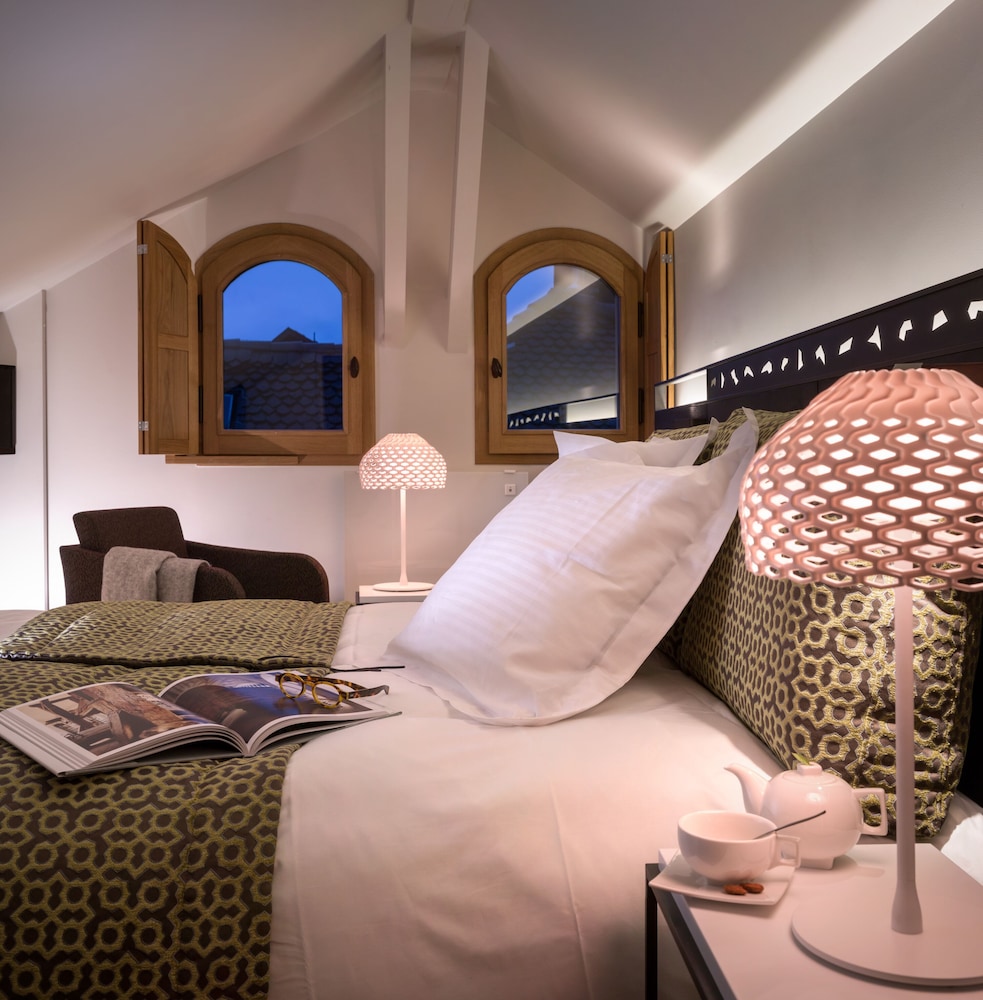 Three-Floor Apartment with Fireplace and Hammam photo 2