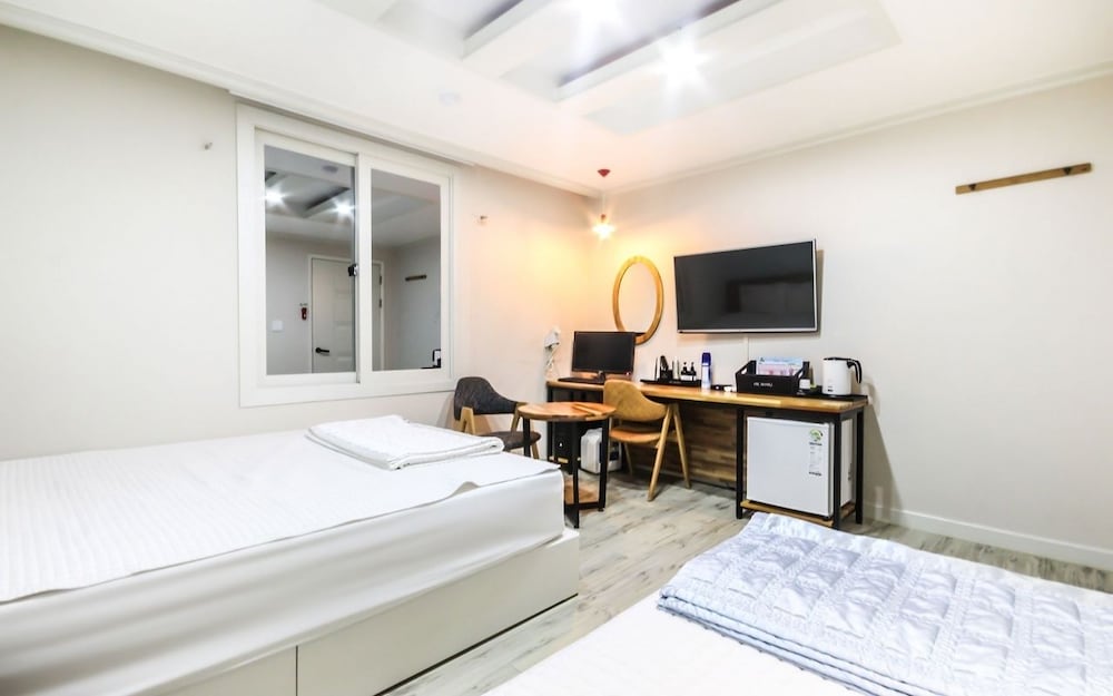 Deluxe Twin Room photo 2