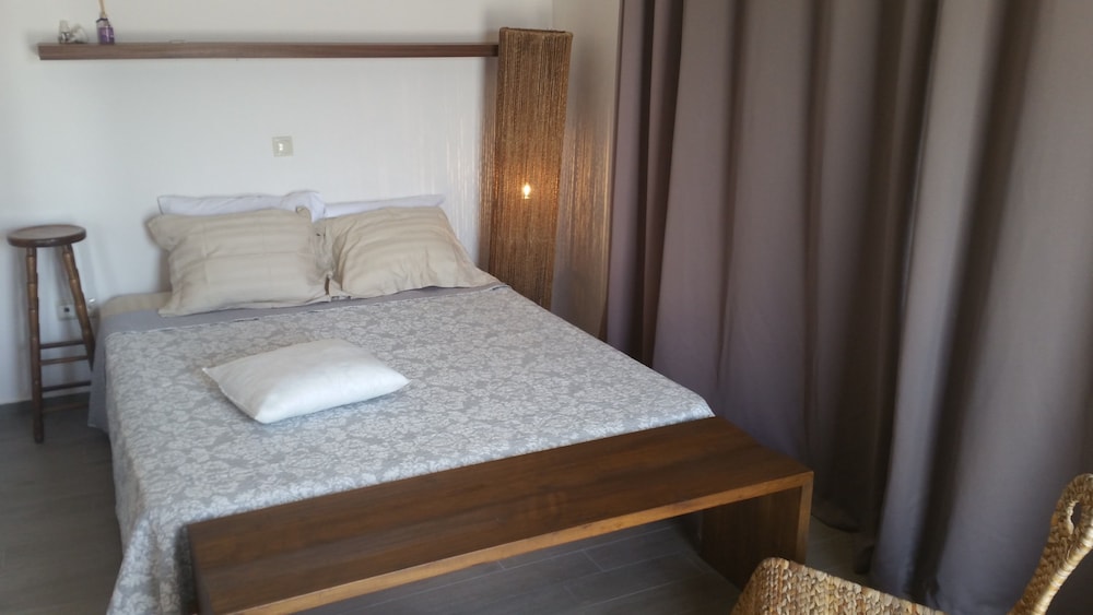 Comfort House, Sea View