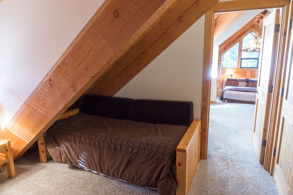 House, 3 Bedrooms photo 1
