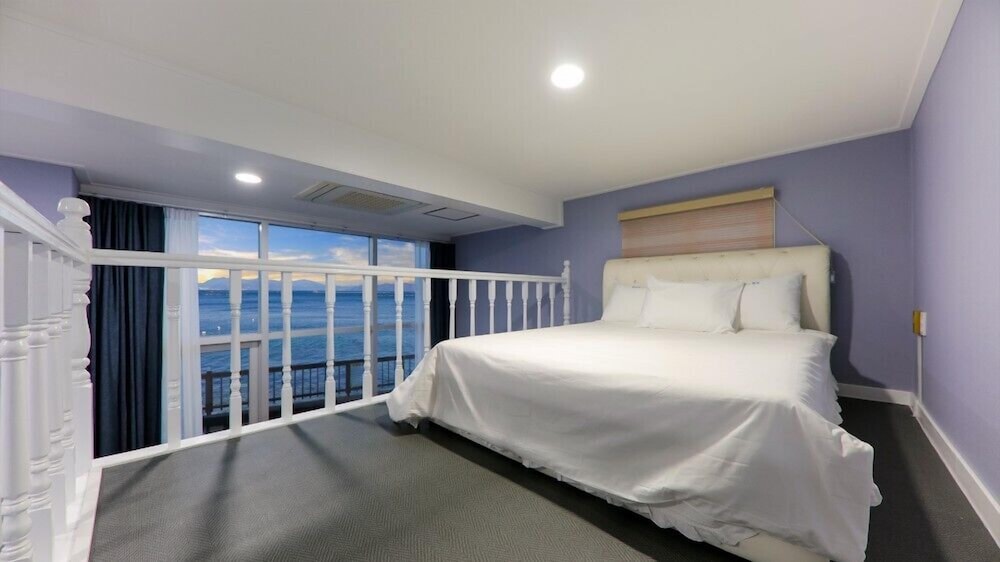 Room (A-Famliy group, family) - Photo 9