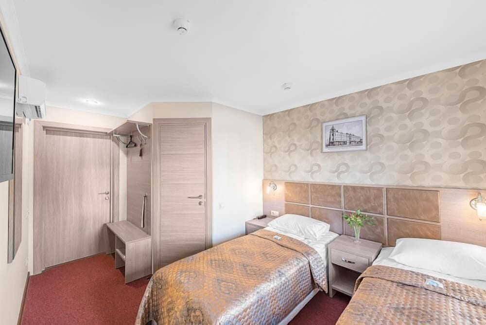 Standard Double or Twin Room photo 2