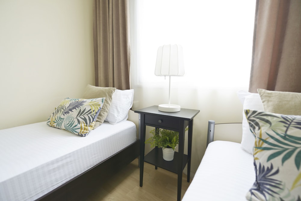 Comfort Penthouse, 3 Bedrooms, Balcony, Sea Facing