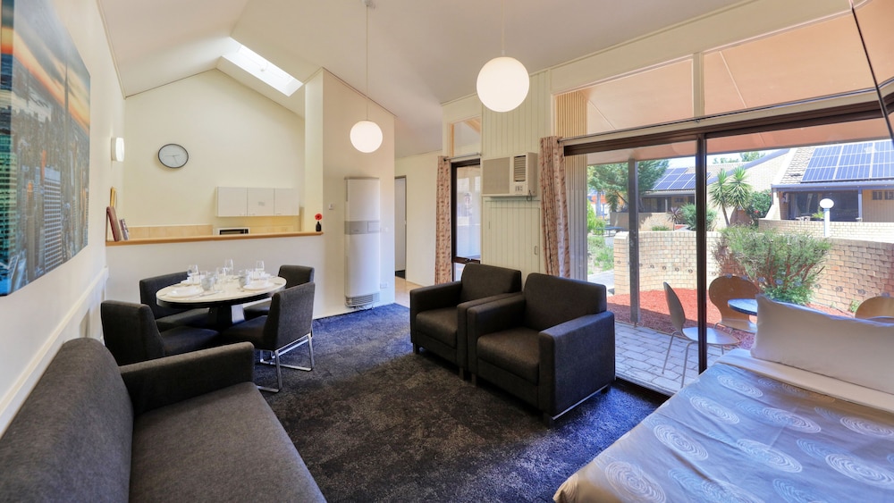 Two Bedroom Apartment photo 3