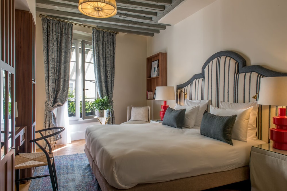 Deluxe Double or Twin Room photo 1
