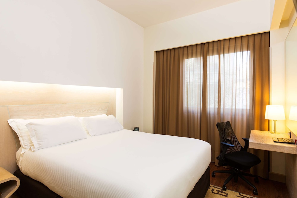 Room, 1 Queen Bed, Accessible