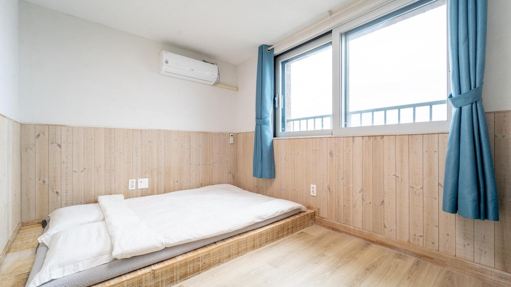 Basic Room, 1 Bedroom (202ho) - Photo 9