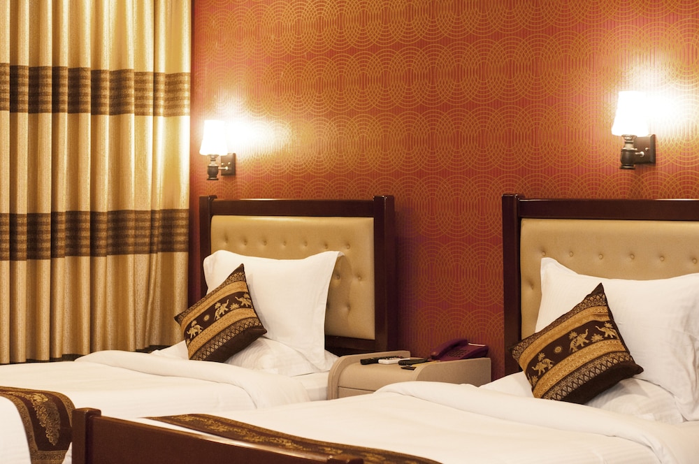 Deluxe Twin Room photo 3