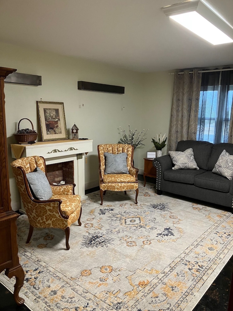 Room 6 Valley