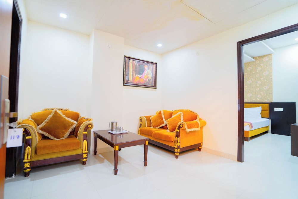 Comfort Suite, Balcony, City View photo 2