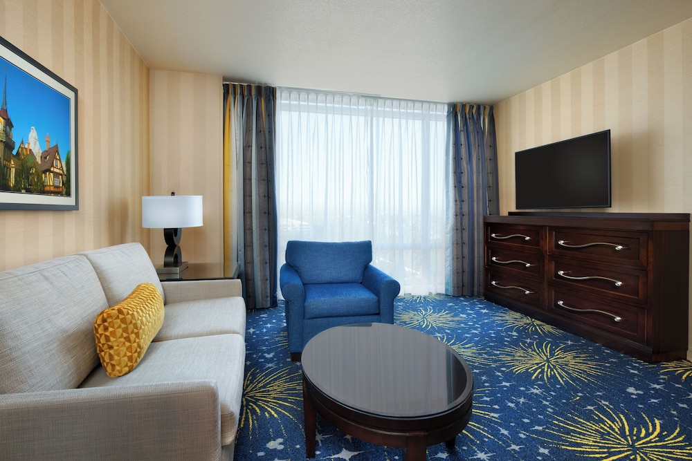 Suite (Family Suite) - Photo 2