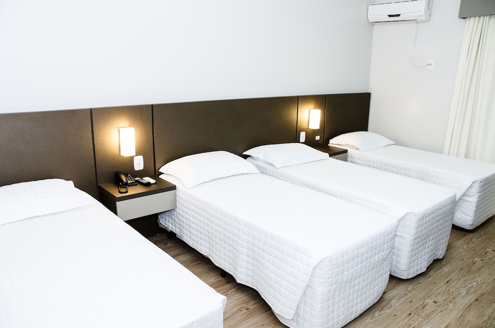 Standard Quadruple Room photo 3