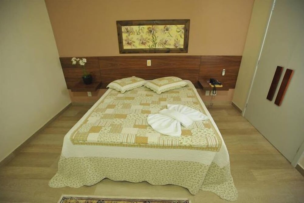 Double Room - Photo 7