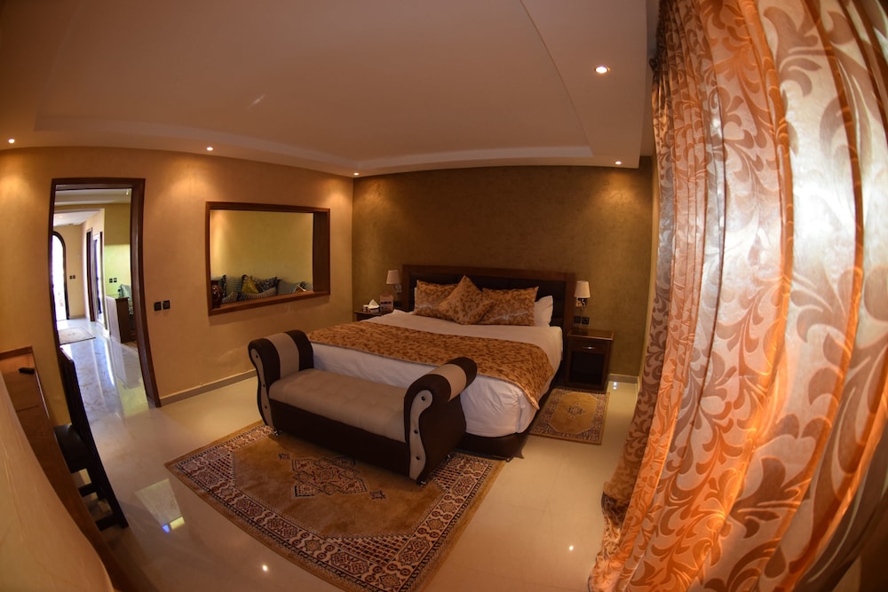 Royal Suite photo 3