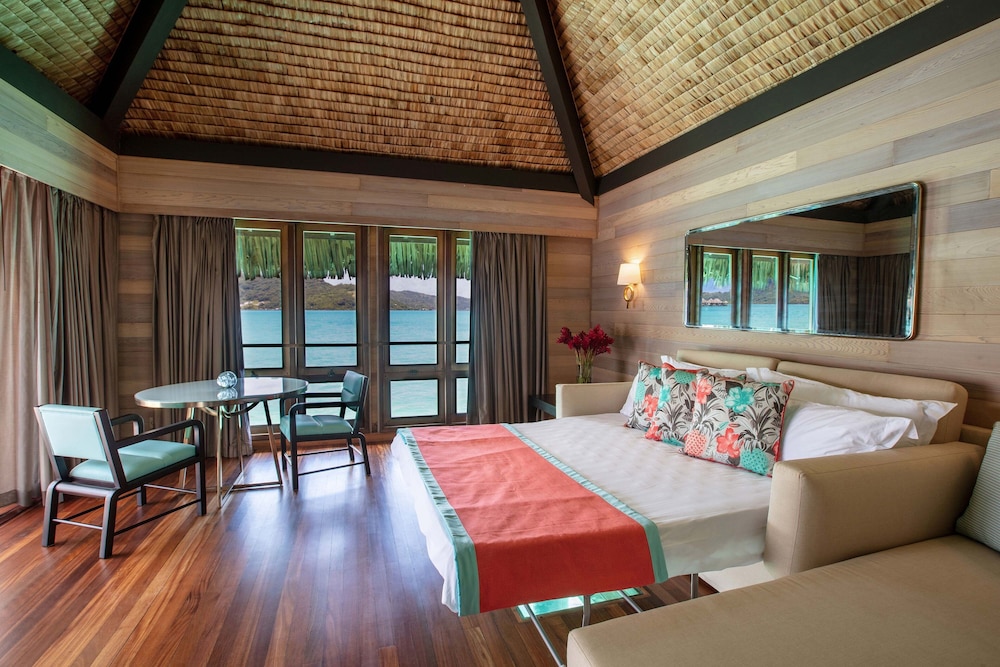 Deluxe Villa, 1 King Bed With Sofa Bed, Overwater