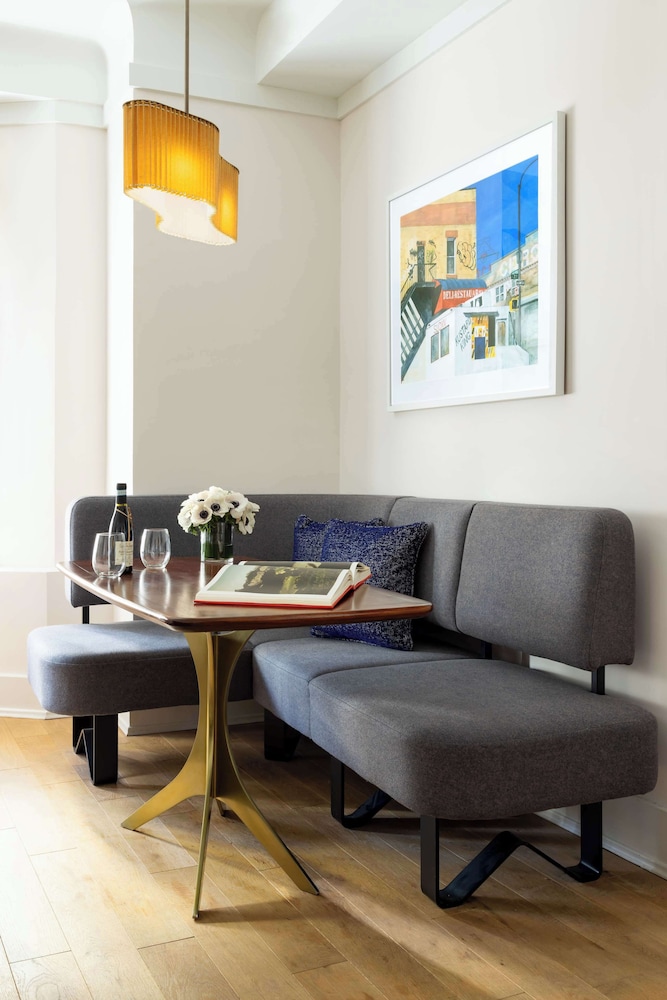 Suite, Multiple Beds (Seville)