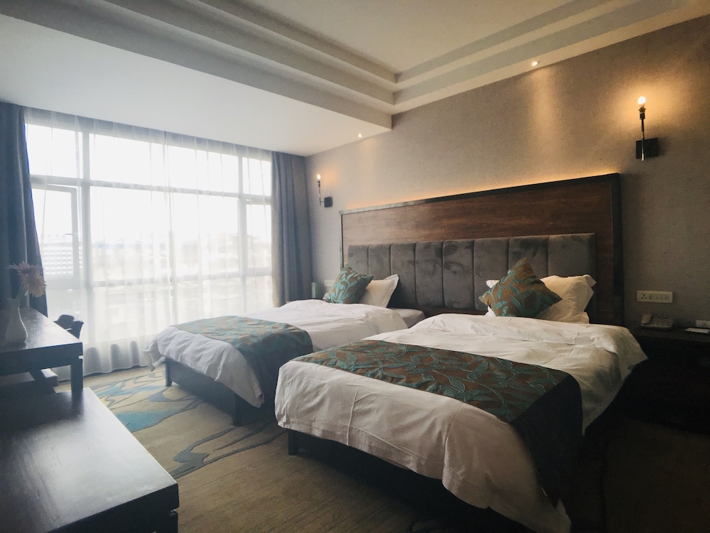 Deluxe Twin Room photo 2