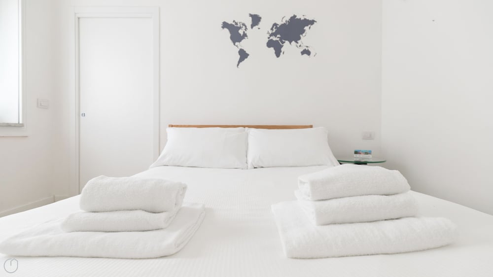 Apartment (2 Bedrooms)
