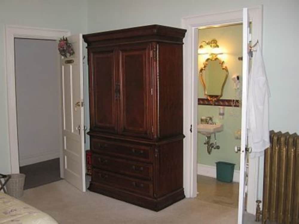 Room (Carpenter room) photo 2