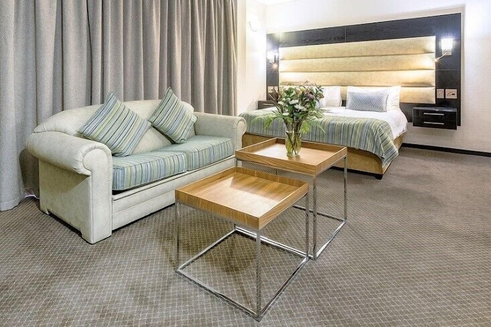Superior Room, 1 King Bed with Sofa bed - Photo 11