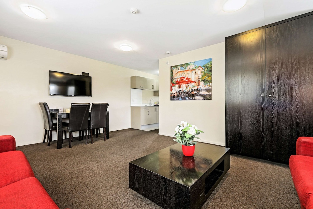 Suite, Multiple Beds, Non Smoking (2 Bedroom, King)