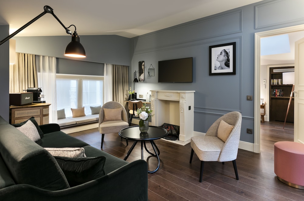 Exclusive Suite
