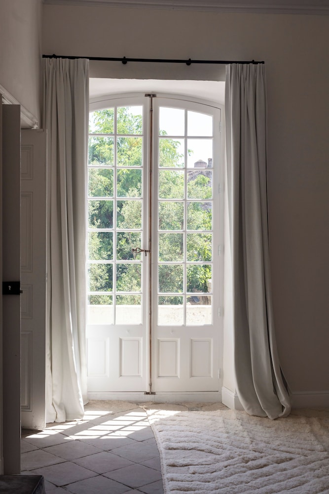 Luxury Suite, 2 Bedrooms, Garden View