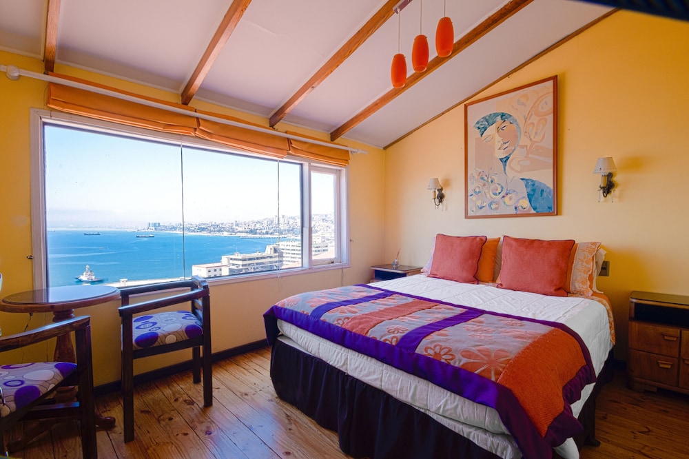 Double Room, 1 Double Bed, Private Bathroom, Ocean View photo 2