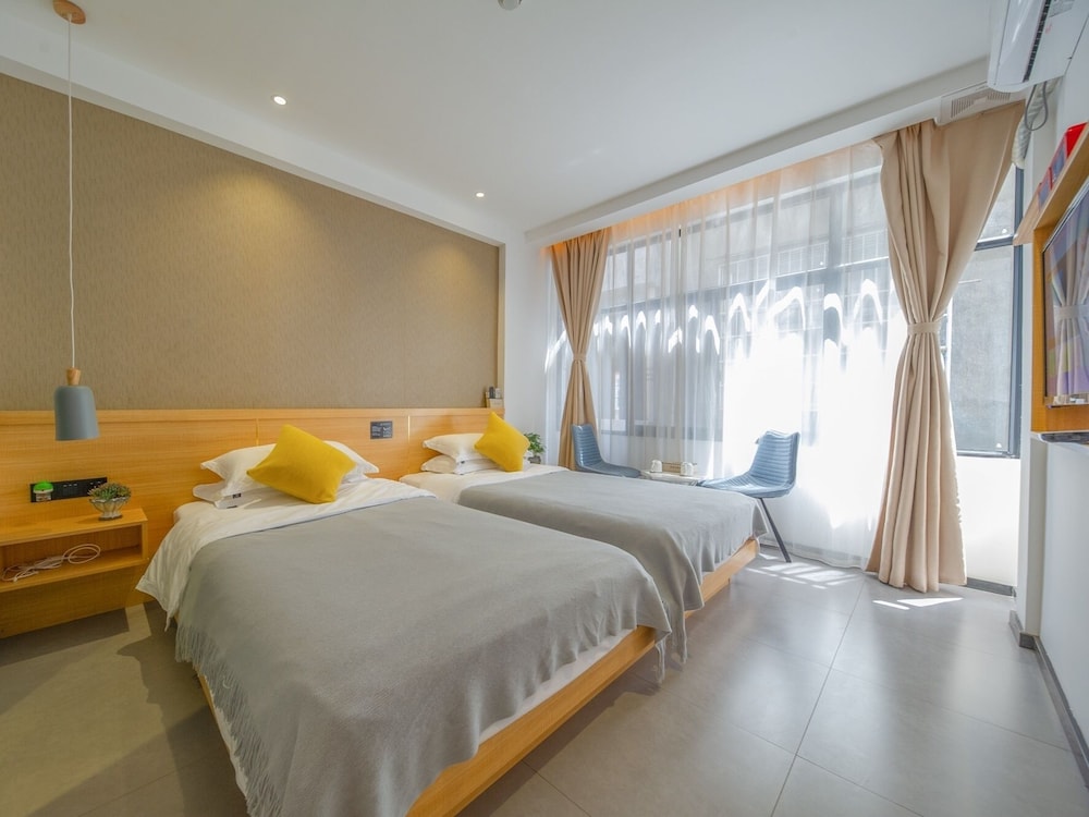 Comfort Twin Room