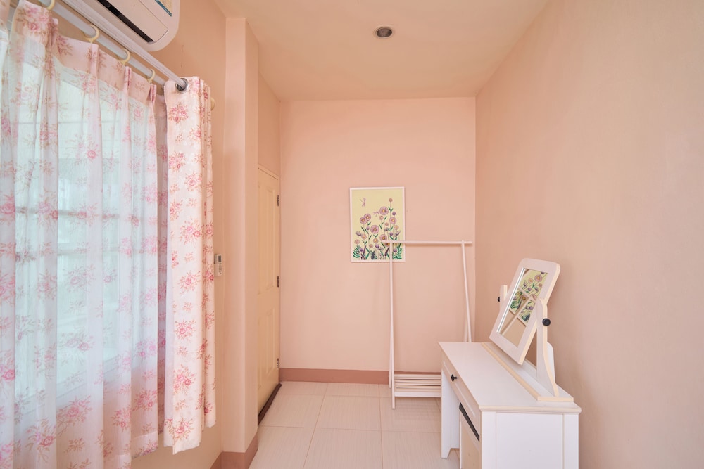 Villa, 2 Bedrooms, Garden View photo 2