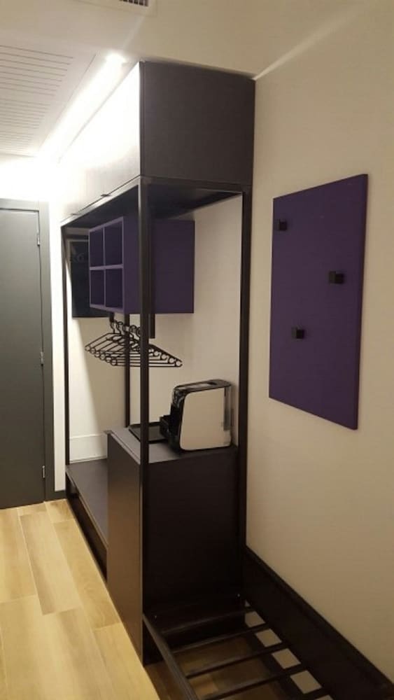 Design Suite, 1 Double Bed with Sofa bed, Accessible